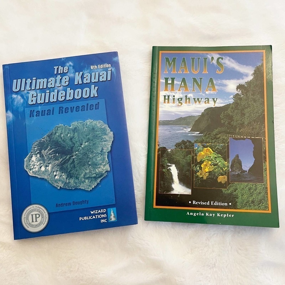 The Ultimate Kauai Guidebook 1995 & Maui's Hana Highway Book Bundle